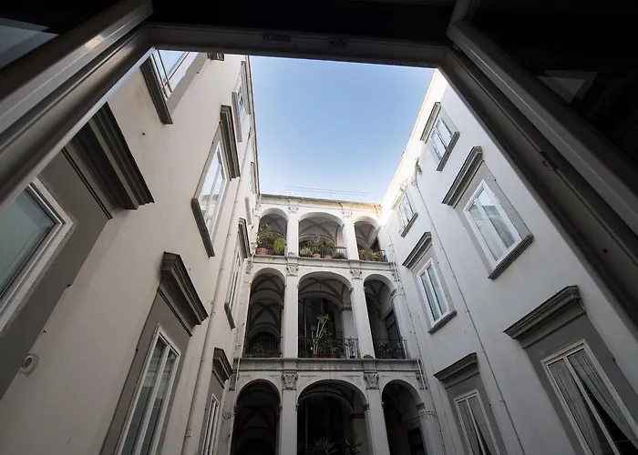 Santa Chiara Tufarelli Glam Rooms Napoli